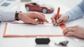 Как называется продавец в автосалоне в ЭССЕН